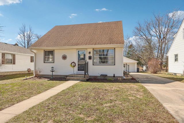 1308 West End ROAD, Waukesha, WI 53188