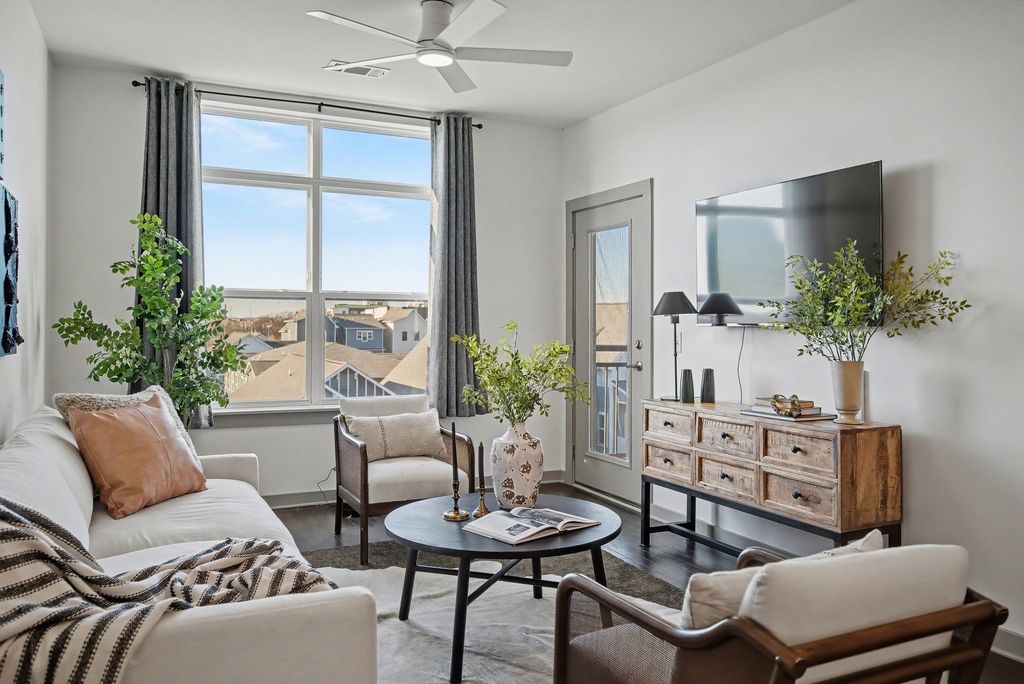 1638 54th Ave N Apt 331, Nashville, TN 37209