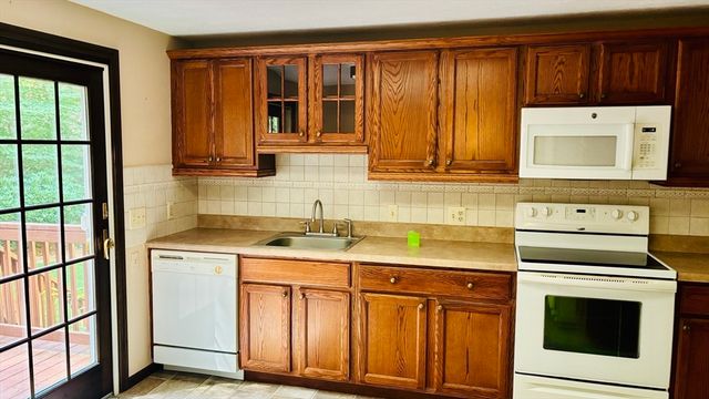 152 Forest Street, Franklin, MA 02038