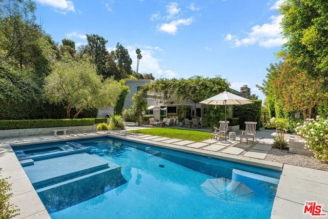 13611 Bayliss Road, Los Angeles, CA 90049