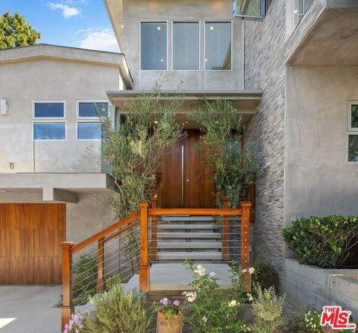 13611 Bayliss Road, Los Angeles, CA 90049