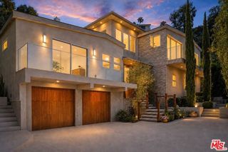 13611 Bayliss Road, Los Angeles, CA 90049