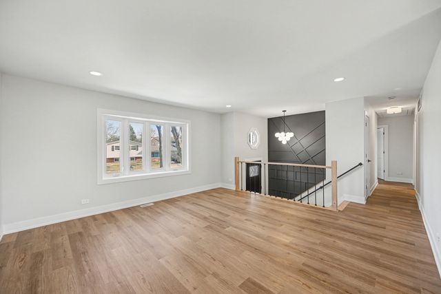 6920 Orchard Lane, Hanover Park, IL 60133