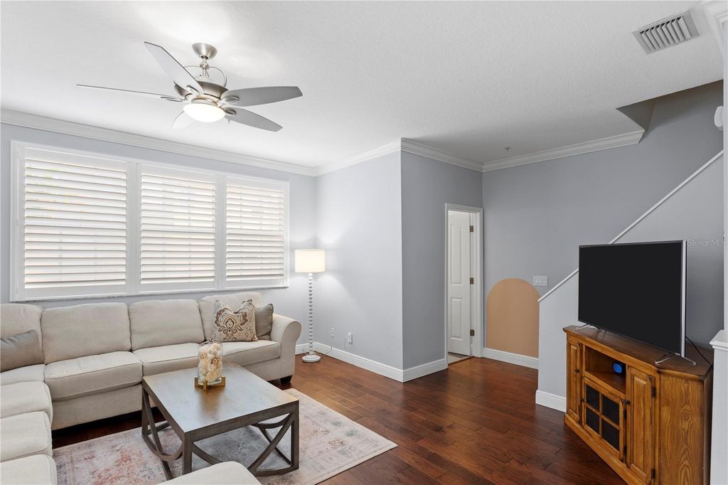 Image 15 of property listing at 1425 HARBOUR WALK ROAD, Tampa, FL 33602