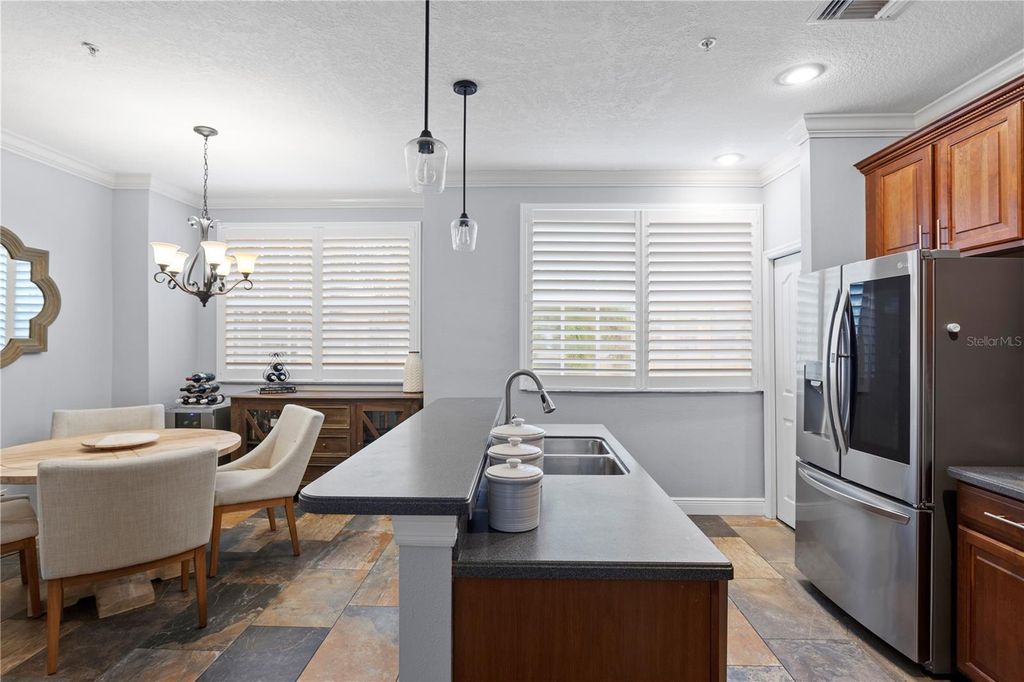 Image 21 of property listing at 1425 HARBOUR WALK ROAD, Tampa, FL 33602