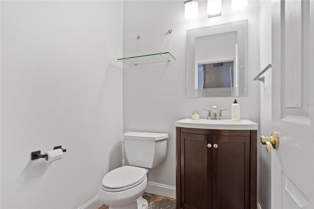 Image 25 of property listing at 1425 HARBOUR WALK ROAD, Tampa, FL 33602