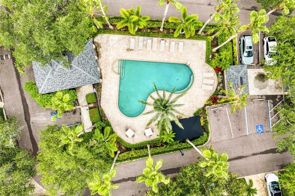 Image 44 of property listing at 1425 HARBOUR WALK ROAD, Tampa, FL 33602