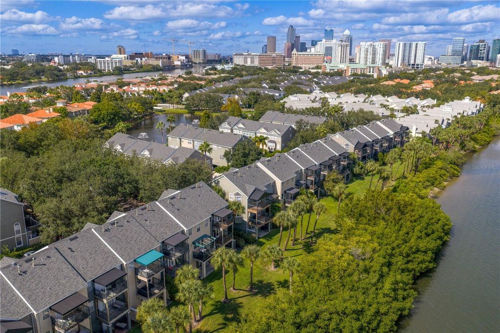 Image 45 of property listing at 1425 HARBOUR WALK ROAD, Tampa, FL 33602
