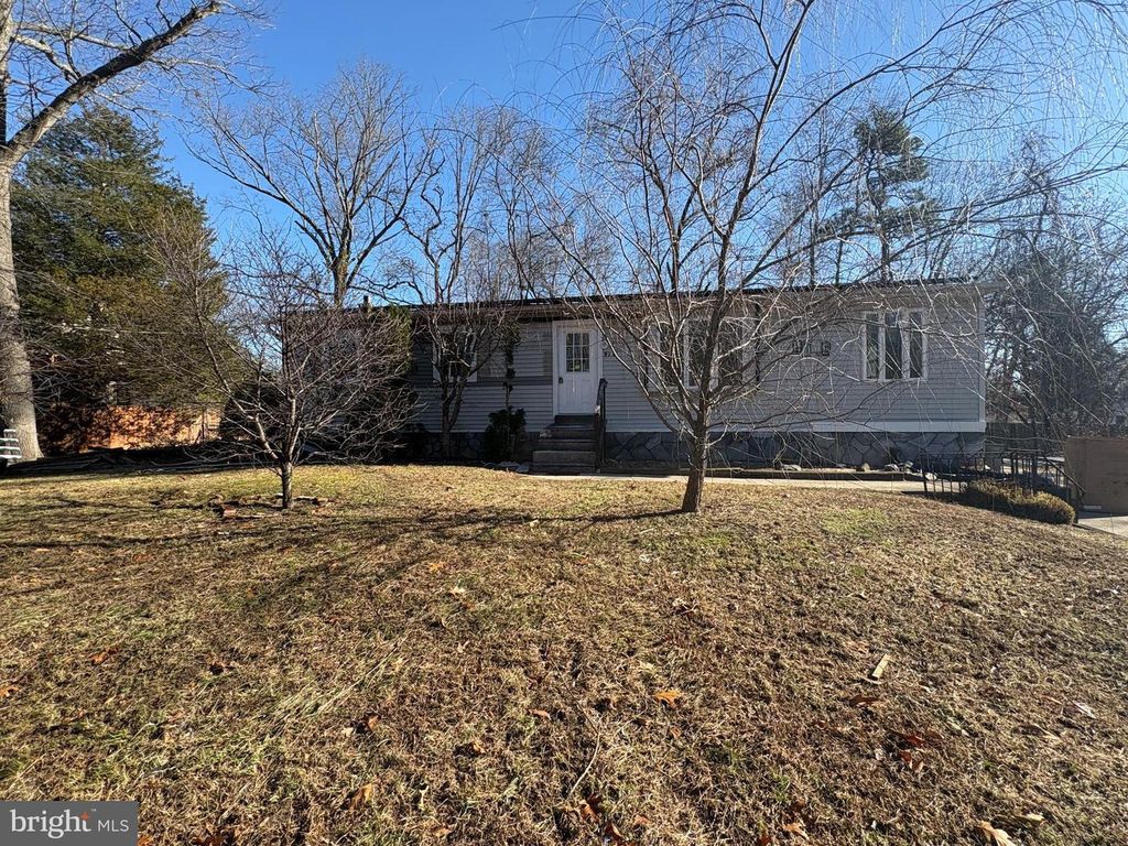 916 WILLOW LN, Williamstown, NJ 08094