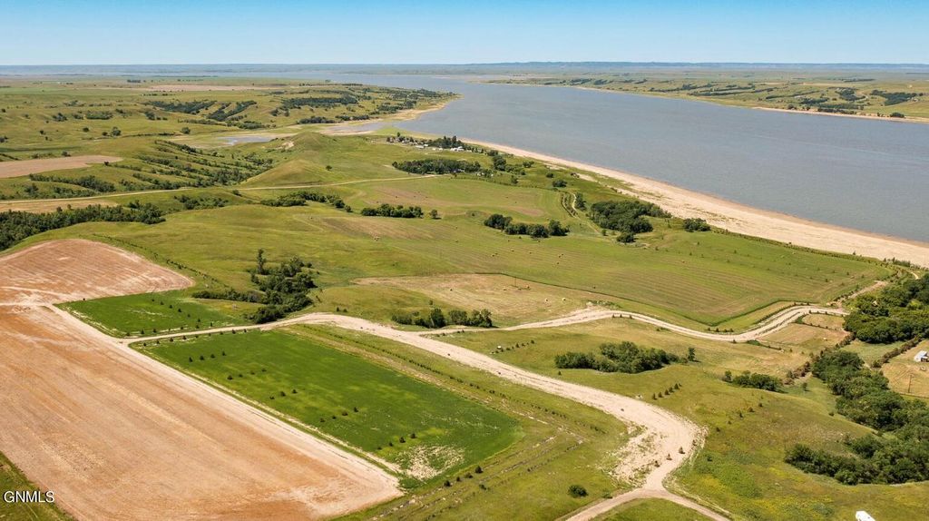Lot 10 Little Beaver Bay Trail, Linton, ND 58552 photo 9