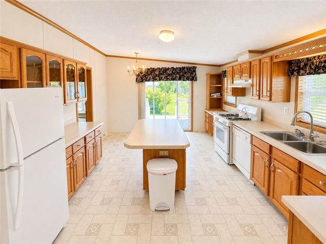 935 Ramada Drive, Victor, NY 14564