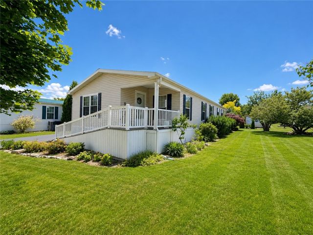 935 Ramada Drive, Victor, NY 14564