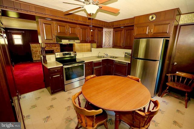 257 VALLEY RD, Birdsboro, PA 19508