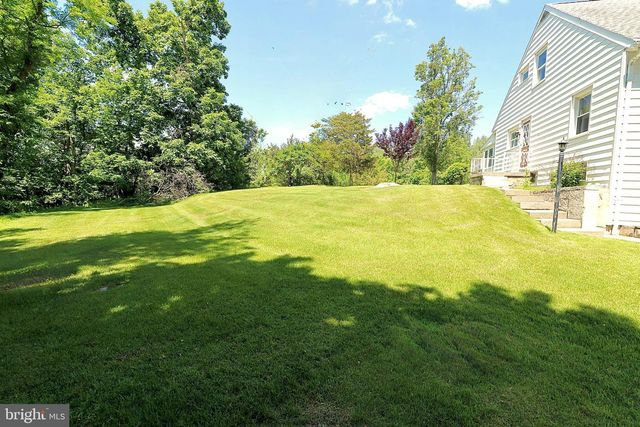 257 VALLEY RD, Birdsboro, PA 19508