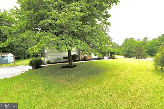 257 VALLEY RD, Birdsboro, PA 19508