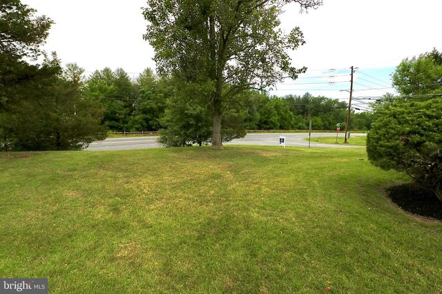 257 VALLEY RD, Birdsboro, PA 19508