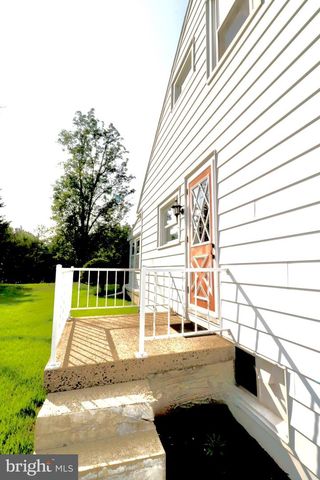 257 VALLEY RD, Birdsboro, PA 19508