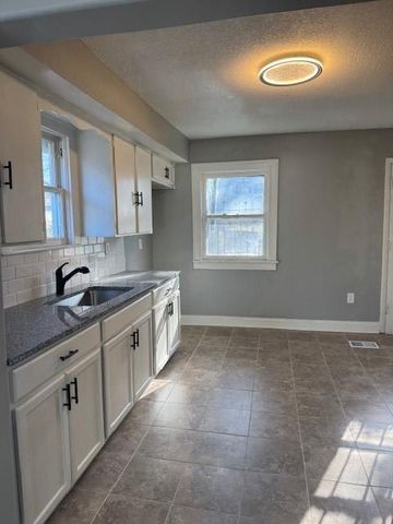 5017 MICHIGAN Avenue, Kansas City, MO 64130