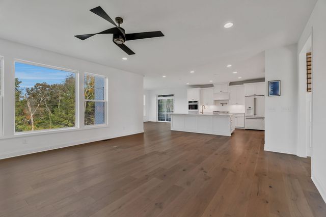 820 Westchester Cir, Hendersonville, TN 37075