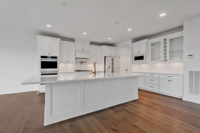 820 Westchester Cir, Hendersonville, TN 37075