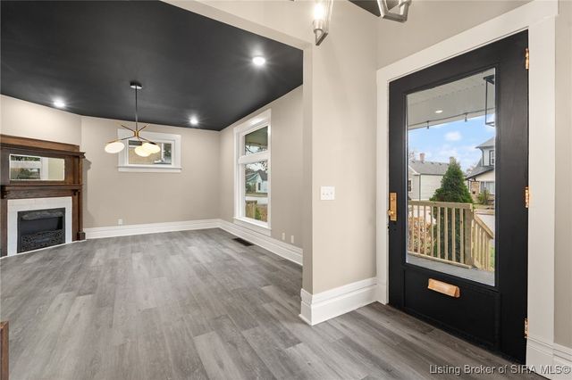 1907 Ekin Avenue, New Albany, IN 47150