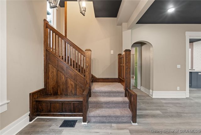 1907 Ekin Avenue, New Albany, IN 47150