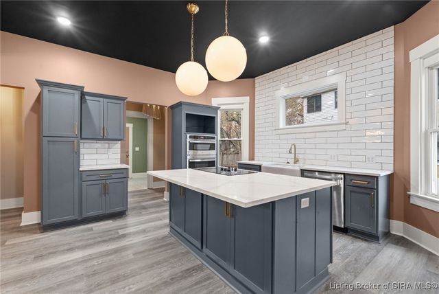 1907 Ekin Avenue, New Albany, IN 47150