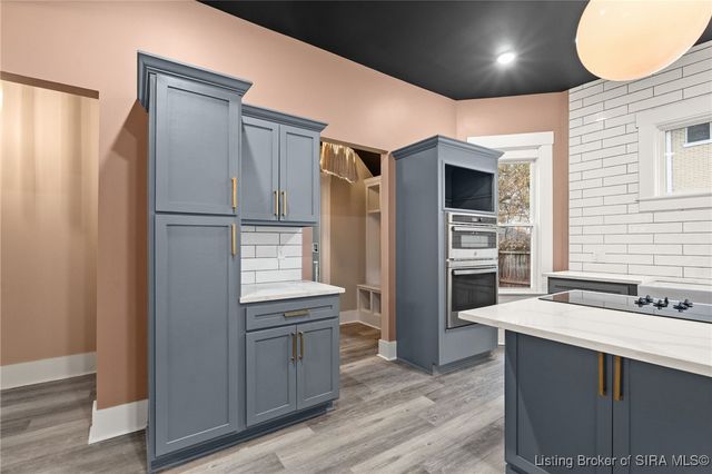 1907 Ekin Avenue, New Albany, IN 47150