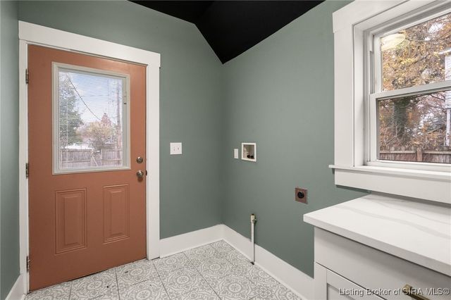 1907 Ekin Avenue, New Albany, IN 47150