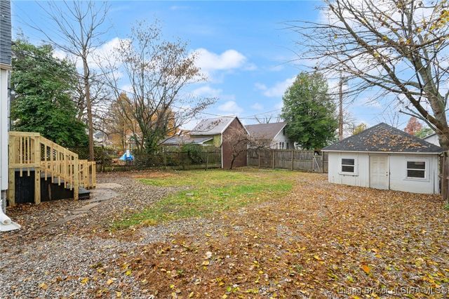 1907 Ekin Avenue, New Albany, IN 47150