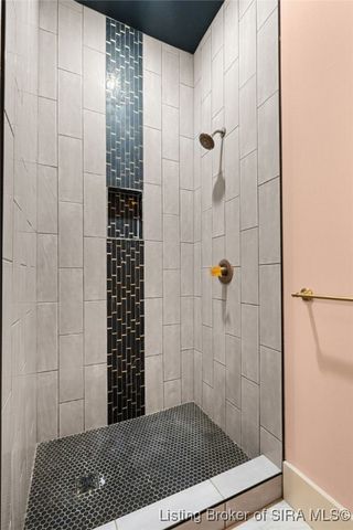 1907 Ekin Avenue, New Albany, IN 47150