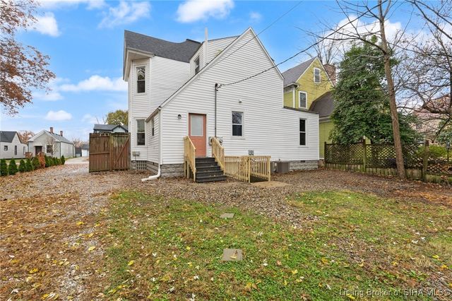 1907 Ekin Avenue, New Albany, IN 47150