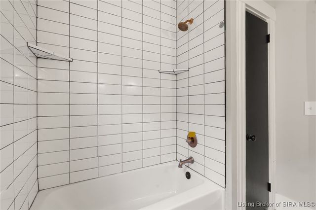 1907 Ekin Avenue, New Albany, IN 47150