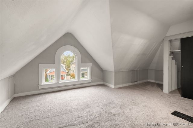 1907 Ekin Avenue, New Albany, IN 47150