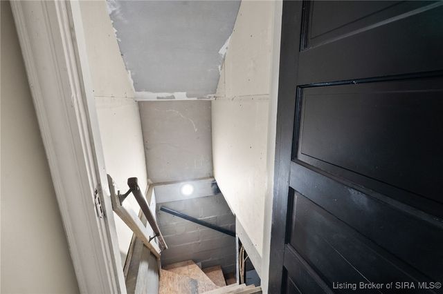 1907 Ekin Avenue, New Albany, IN 47150