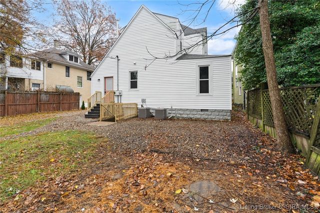 1907 Ekin Avenue, New Albany, IN 47150