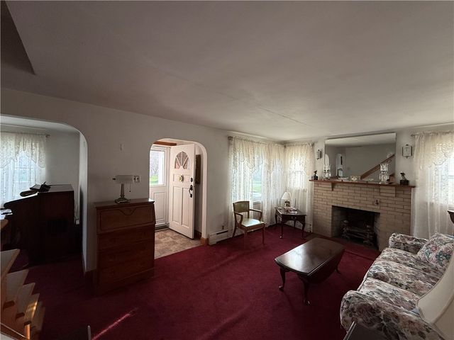 143 7th Street, St Clair Twp, PA 15944