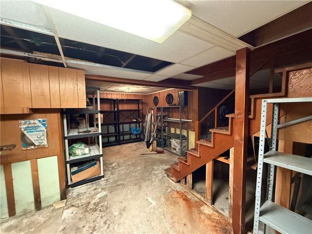 143 7th Street, St Clair Twp, PA 15944