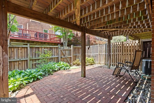 4734 MINOR CIR, Alexandria, VA 22312