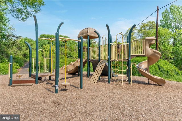4734 MINOR CIR, Alexandria, VA 22312