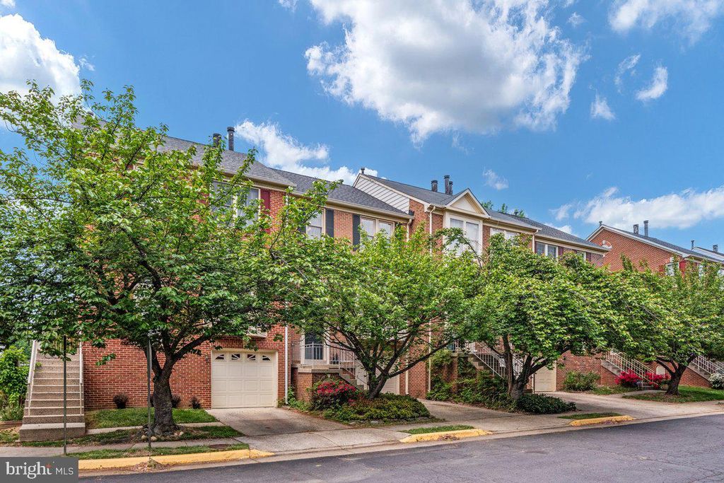4734 MINOR CIR, Alexandria, VA 22312