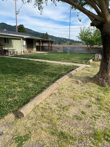 921 Valley Dr, Cloverdale, CA 95425