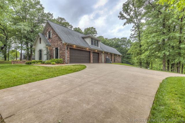 14220 S 257th East Avenue, Coweta, OK 74429