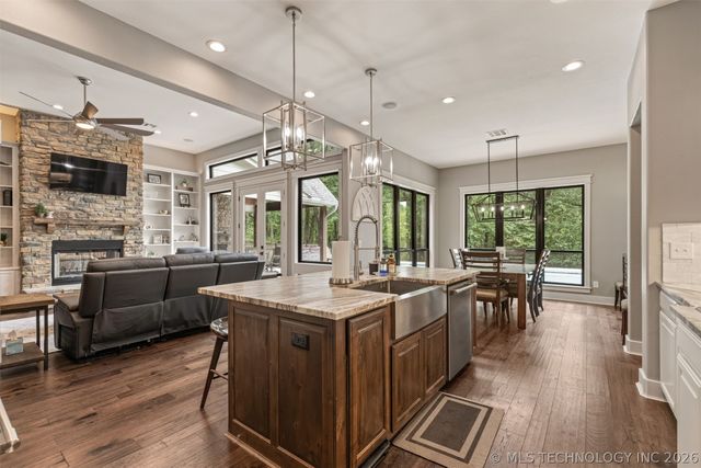 14220 S 257th East Avenue, Coweta, OK 74429