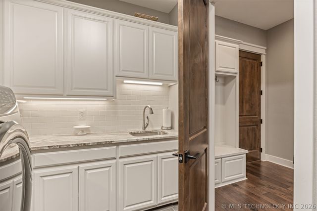 14220 S 257th East Avenue, Coweta, OK 74429