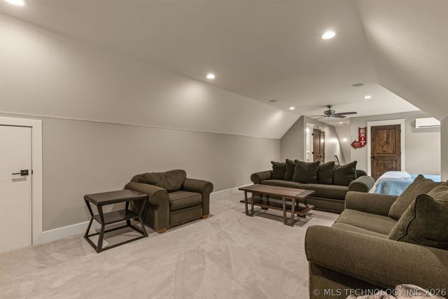 14220 S 257th East Avenue, Coweta, OK 74429