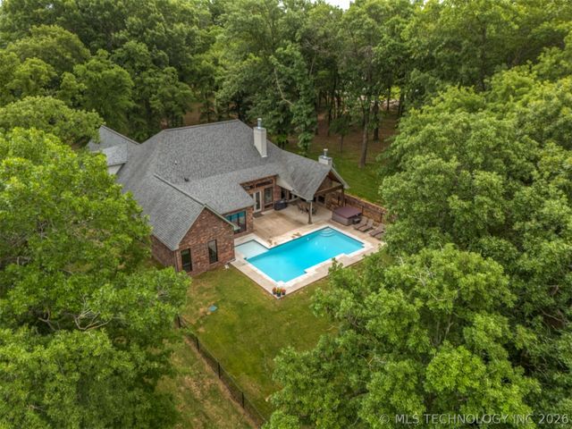 14220 S 257th East Avenue, Coweta, OK 74429