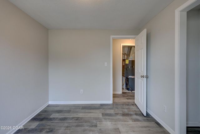 1632 N St Louis Avenue, Joplin, MO 64801