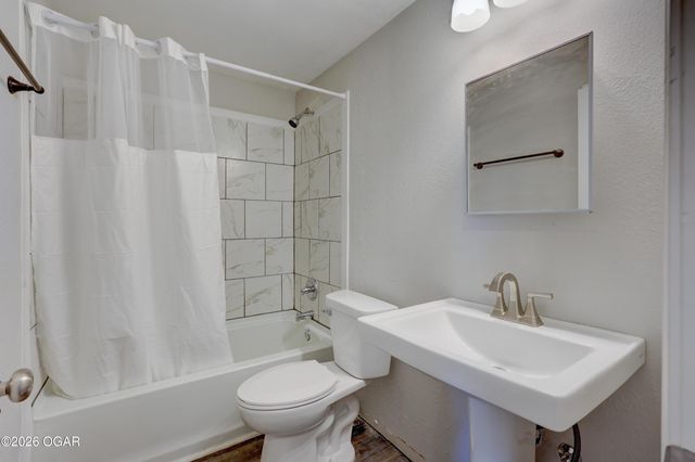 1632 N St Louis Avenue, Joplin, MO 64801