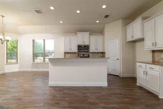 3716 Jazmine Drive, Fort Worth, TX 76140